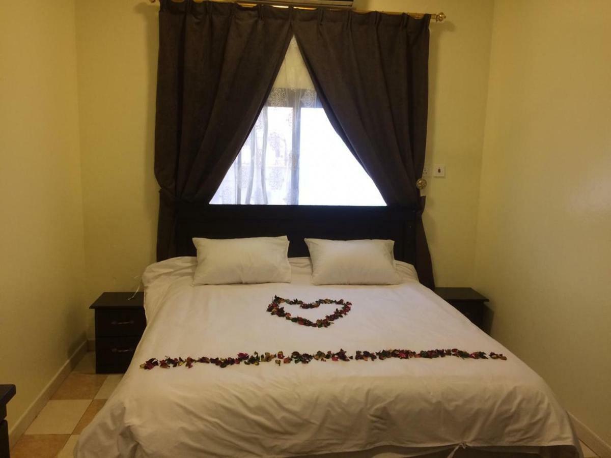 Al Eairy Furnished Apartments - Al Bahah 4 外观 照片