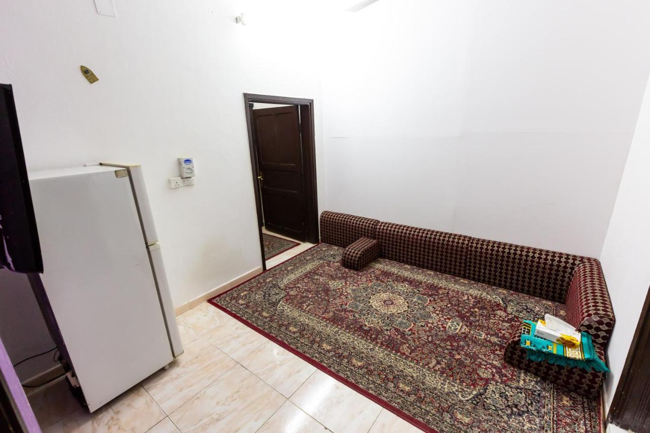 Al Eairy Furnished Apartments - Al Bahah 4 外观 照片