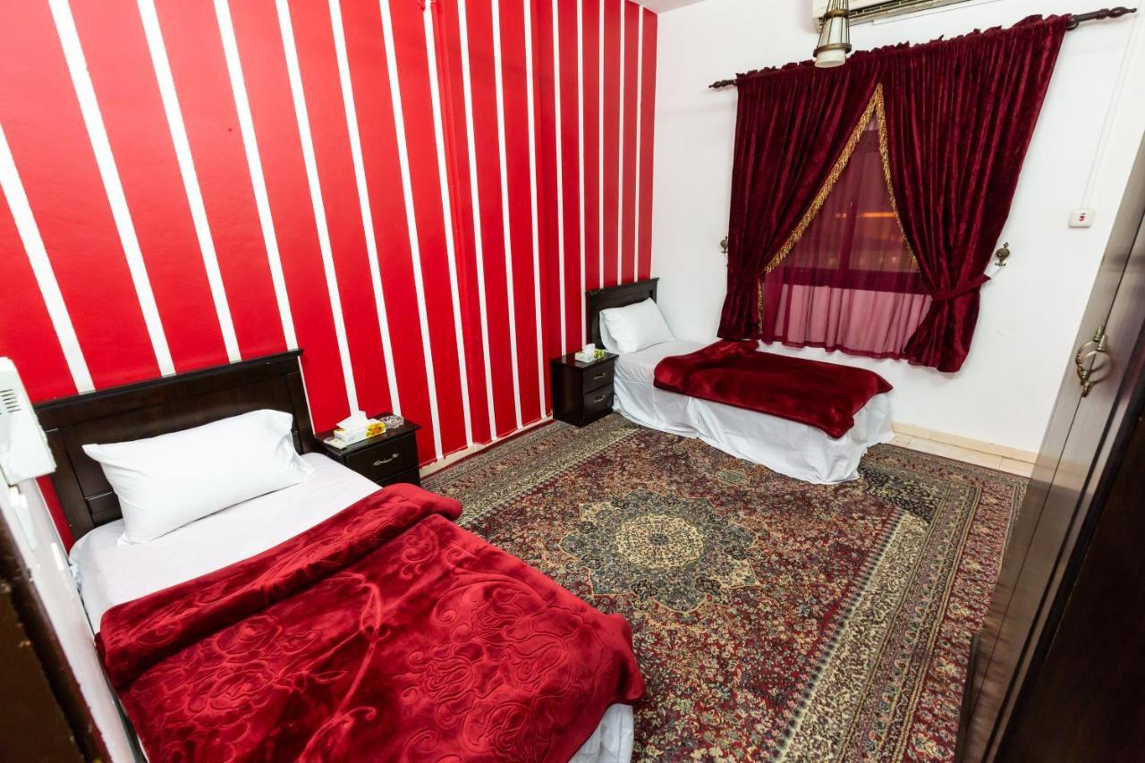Al Eairy Furnished Apartments - Al Bahah 4 外观 照片