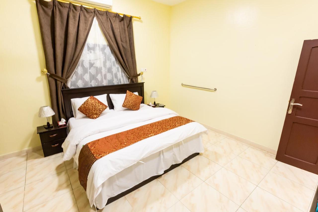 Al Eairy Furnished Apartments - Al Bahah 4 外观 照片